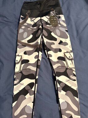 SuperFresh Fit Inc. Tactical Urban Camo Print Leggings (Women's Size S)